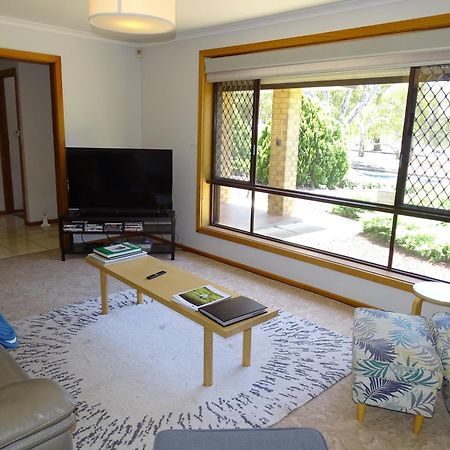3 Pears On The Park Mclaren Vale Villa Exterior photo