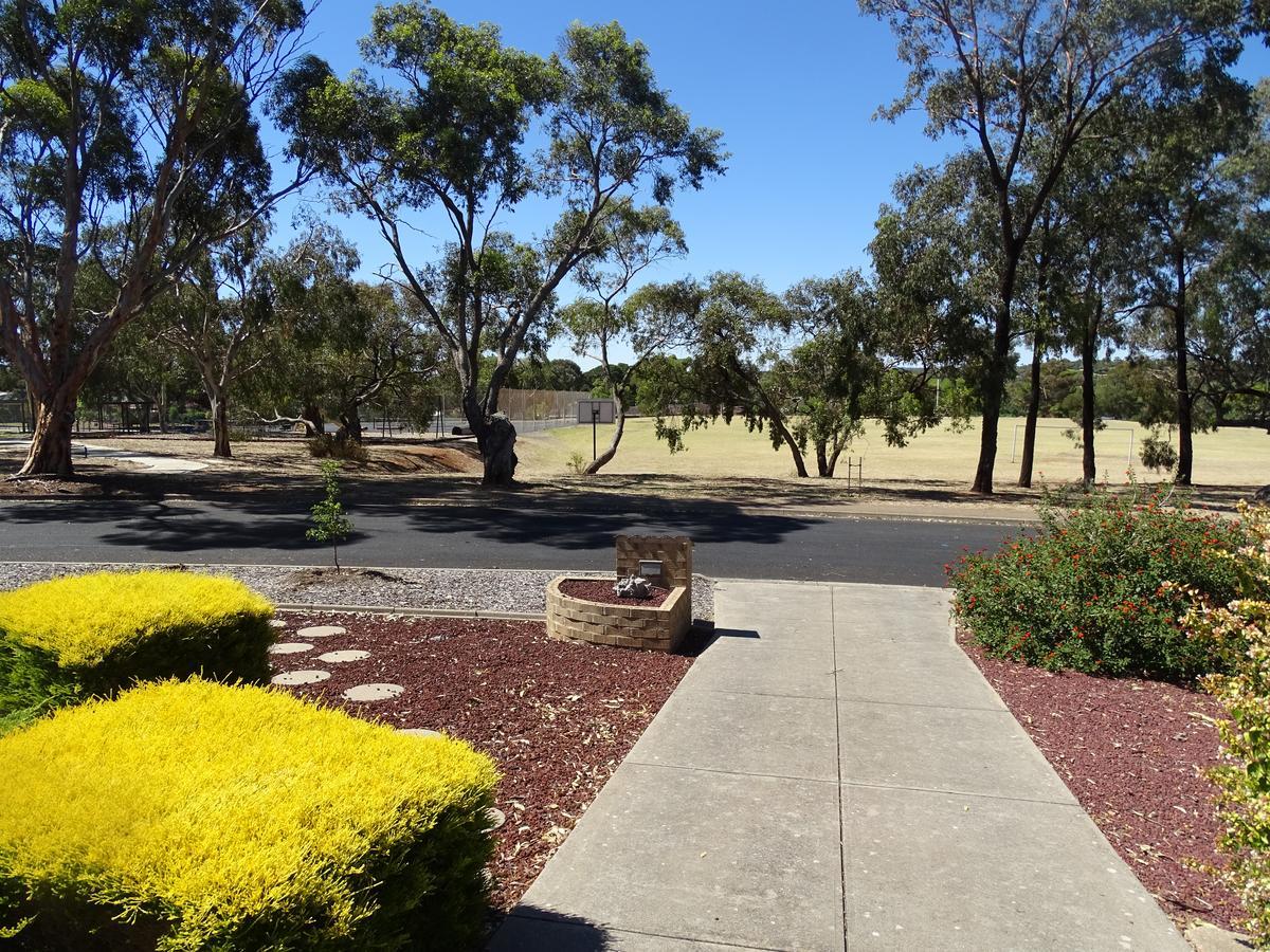 3 Pears On The Park Mclaren Vale Villa Exterior photo